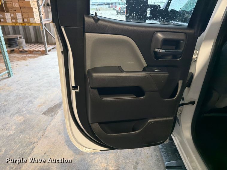 image for item EX4603 2019 Chevrolet Silverado 2500HD Ext. Cab utility bed pickup truck