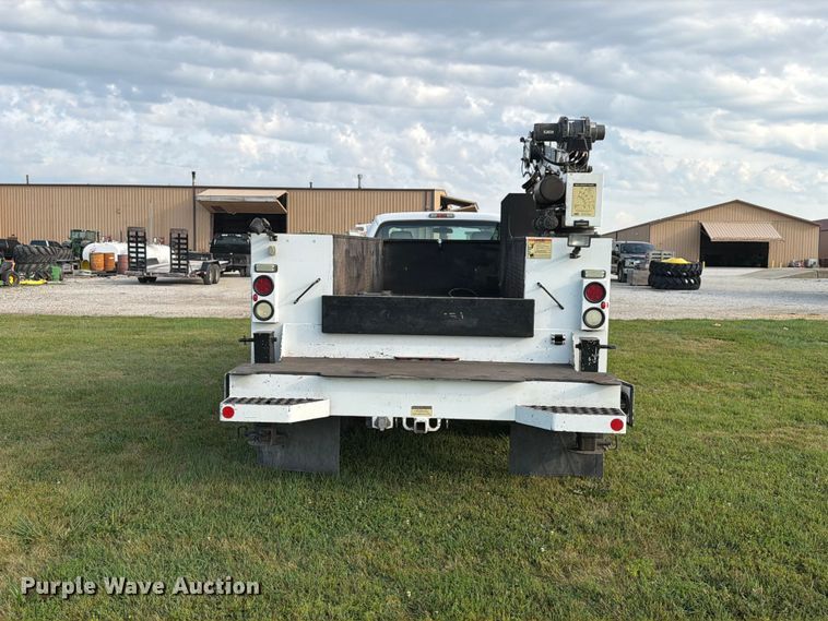 image for item EX4606 2013 Ford F550 Super Duty utility / service truck