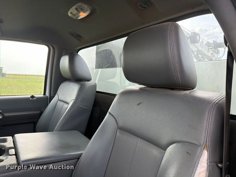 image for item EX4606 2013 Ford F550 Super Duty utility / service truck