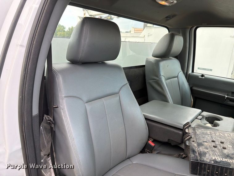 image for item EX4606 2013 Ford F550 Super Duty utility / service truck