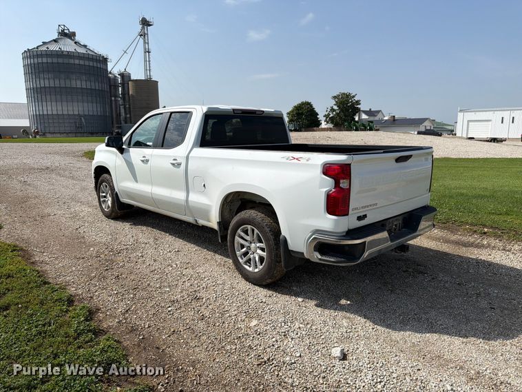 image for item EX4611 2021 Chevrolet Silverado 1500 Ext. Cab pickup truck