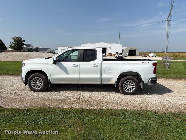 image for item EX4611 2021 Chevrolet Silverado 1500 Ext. Cab pickup truck