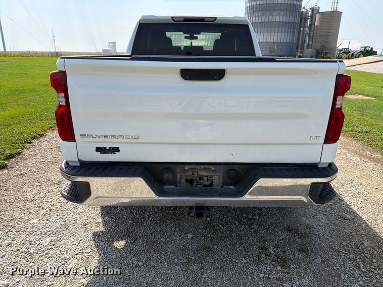 image for item EX4611 2021 Chevrolet Silverado 1500 Ext. Cab pickup truck