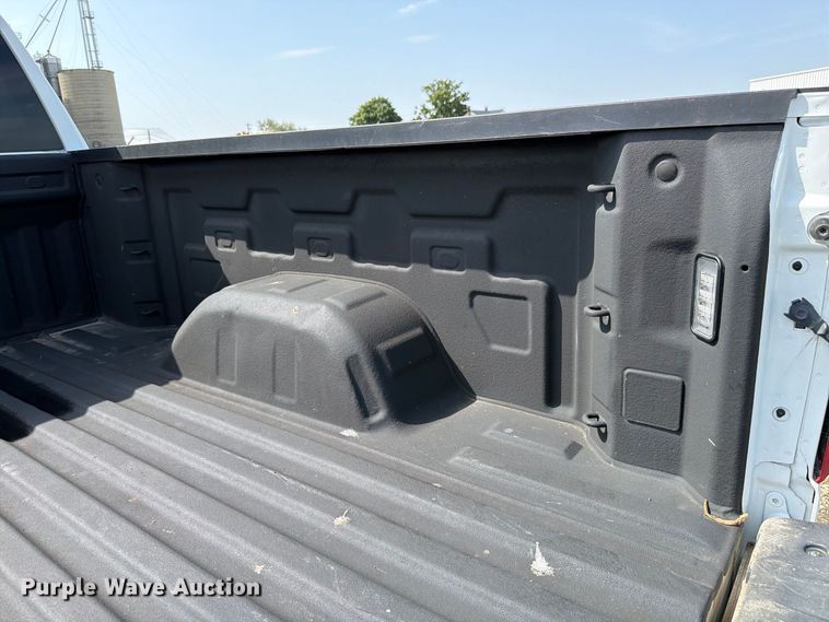 image for item EX4611 2021 Chevrolet Silverado 1500 Ext. Cab pickup truck