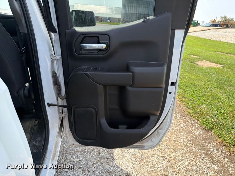 image for item EX4611 2021 Chevrolet Silverado 1500 Ext. Cab pickup truck
