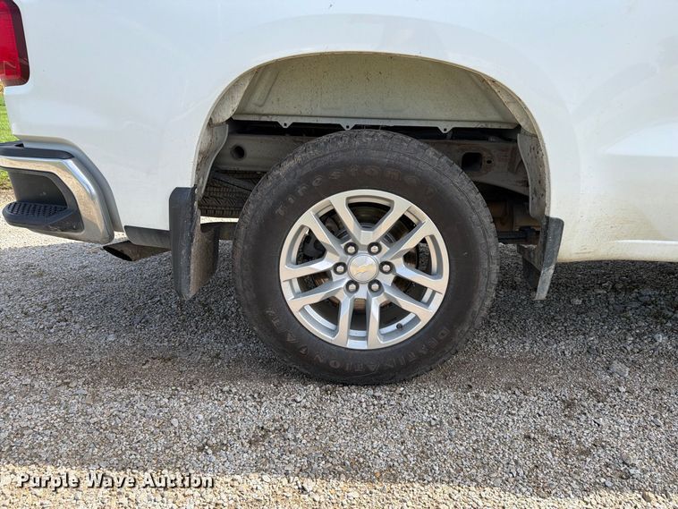 image for item EX4611 2021 Chevrolet Silverado 1500 Ext. Cab pickup truck