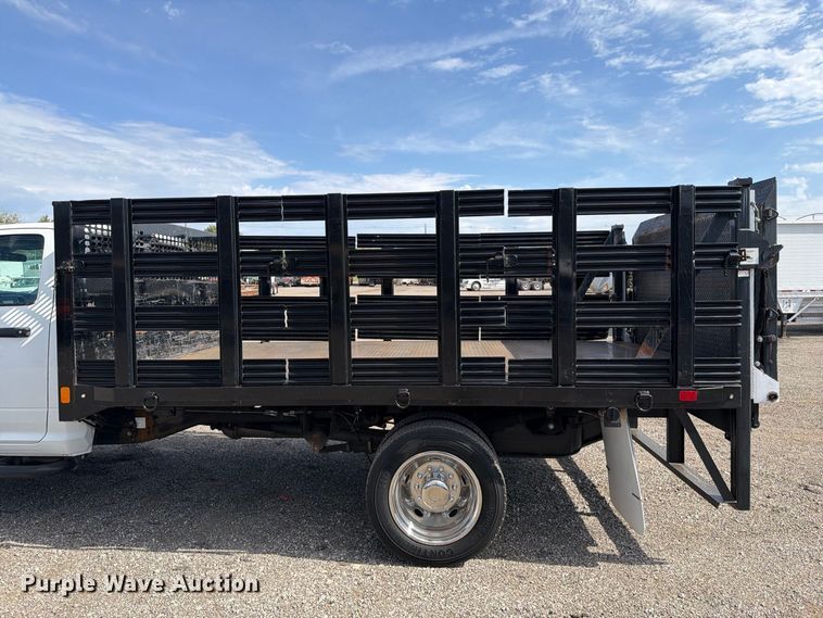 image for item FB5063 2018 RAM 5500 Heavy Duty flatbed truck