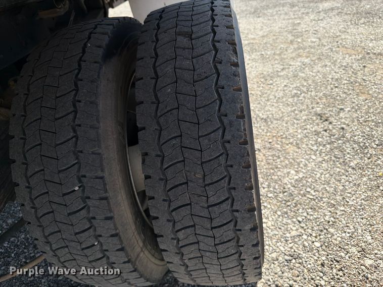 image for item FB5063 2018 RAM 5500 Heavy Duty flatbed truck