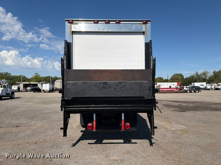 image for item FB5074 2014 Peterbilt 337 refrigerated truck