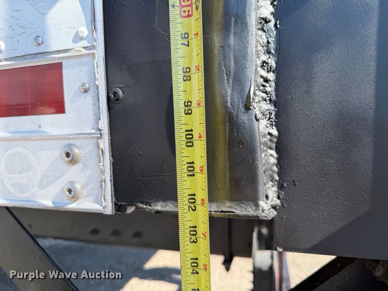 image for item FB5074 2014 Peterbilt 337 refrigerated truck