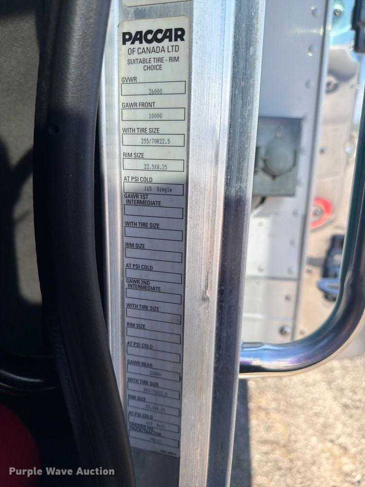 image for item FB5074 2014 Peterbilt 337 refrigerated truck