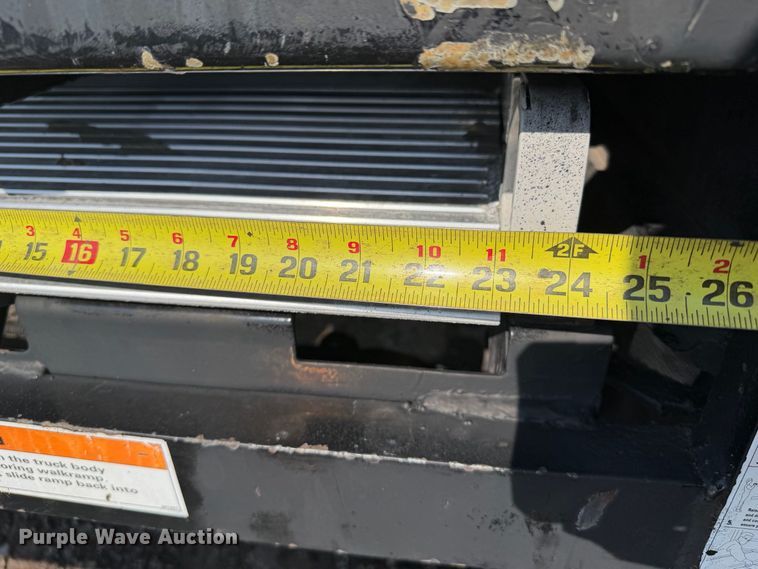 image for item FB5091 2007 Isuzu NPR HD Crew Cab box truck