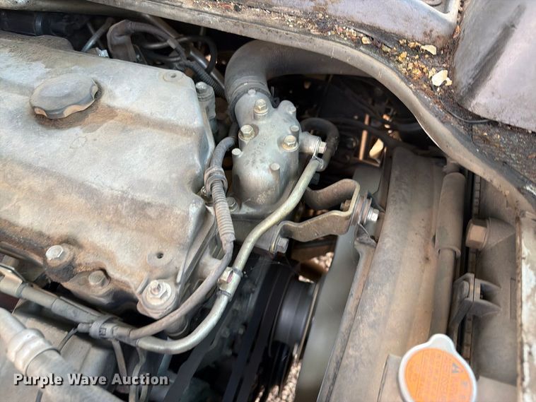 image for item FB5091 2007 Isuzu NPR HD Crew Cab box truck