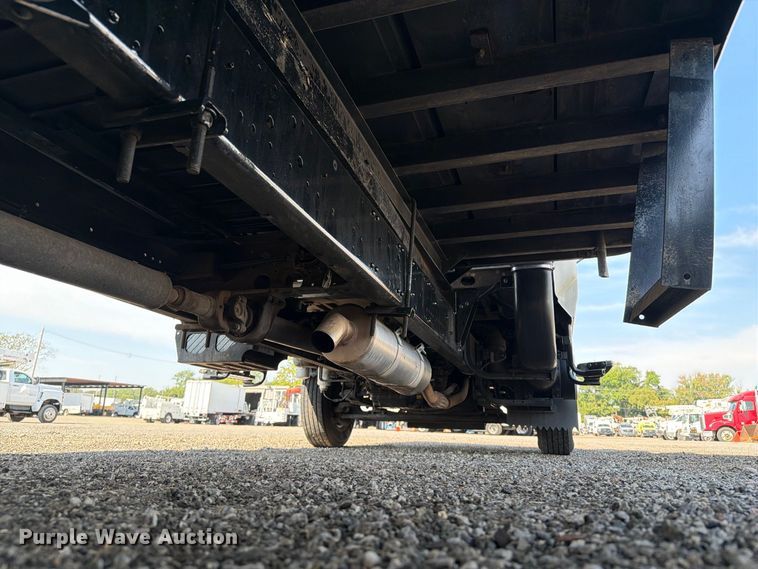image for item FB5091 2007 Isuzu NPR HD Crew Cab box truck