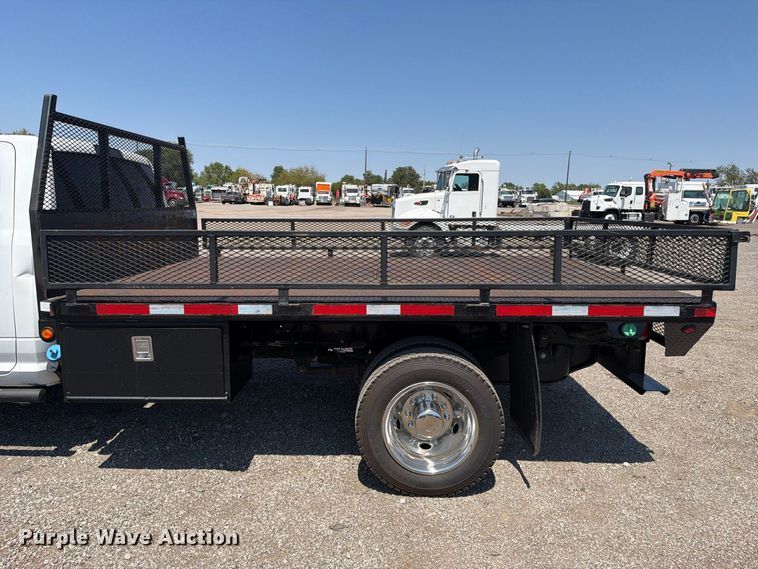 image for item FB5097 2012 Dodge Ram 4500 Heavy Duty flatbed truck