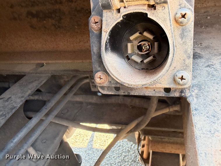 image for item FB5097 2012 Dodge Ram 4500 Heavy Duty flatbed truck