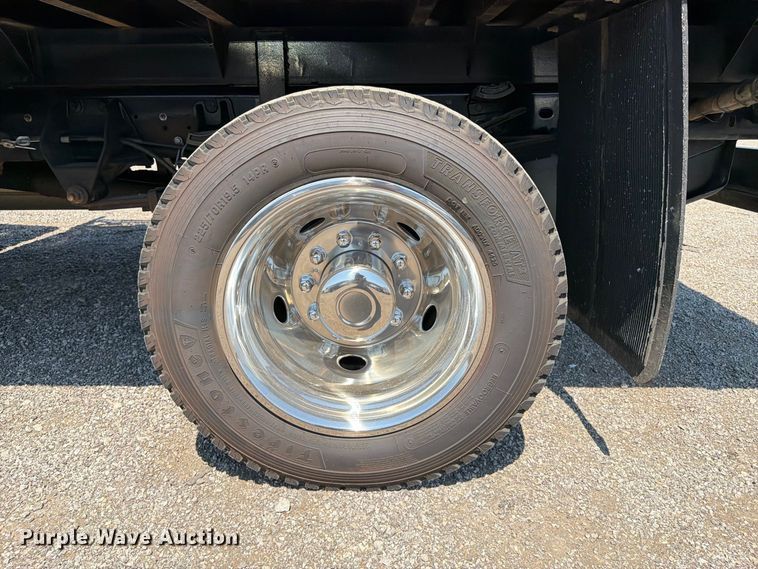 image for item FB5097 2012 Dodge Ram 4500 Heavy Duty flatbed truck