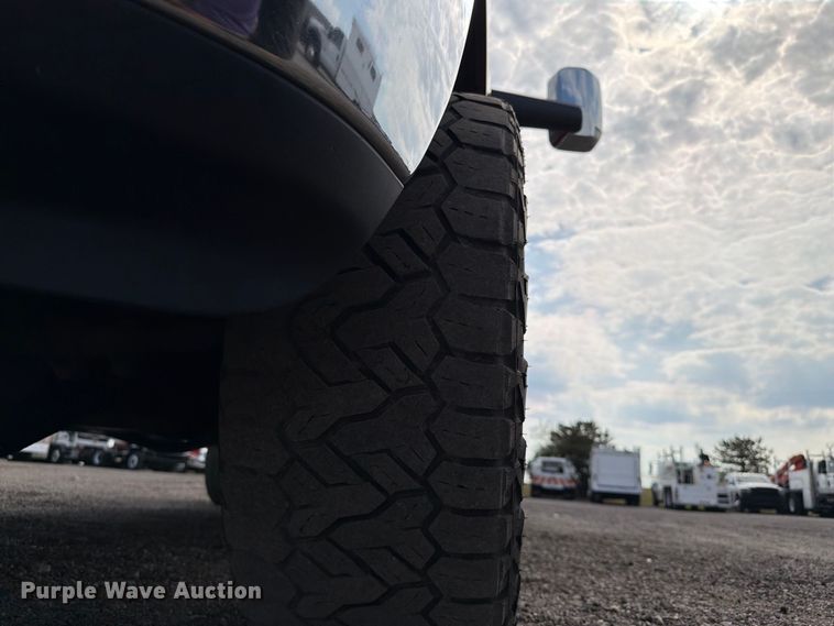 image for item FB5100 2013 RAM 2500 Laramie Crew Cab pickup truck