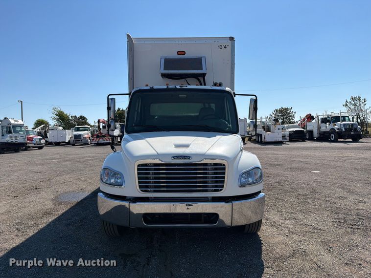 image for item FB5110 2012 Freightliner Business Class M2 box truck
