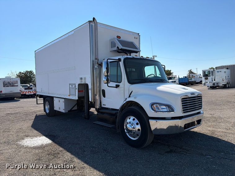 image for item FB5110 2012 Freightliner Business Class M2 box truck