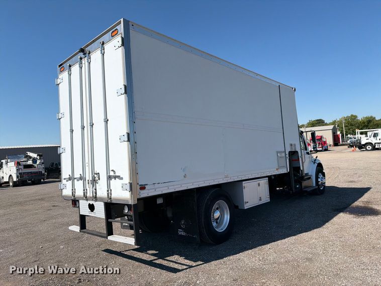 image for item FB5110 2012 Freightliner Business Class M2 box truck