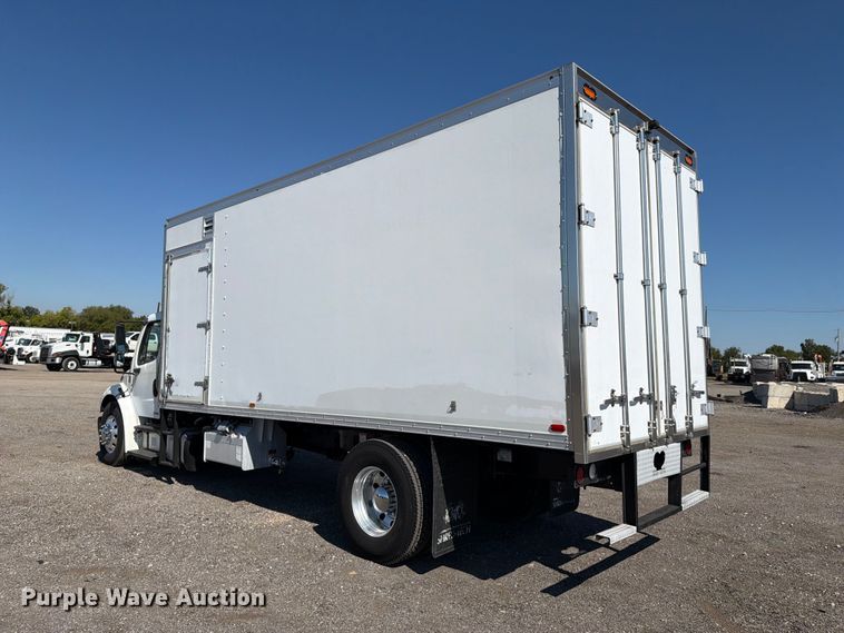 image for item FB5110 2012 Freightliner Business Class M2 box truck