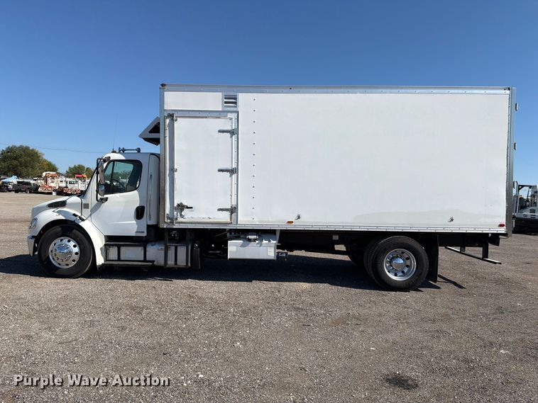 image for item FB5110 2012 Freightliner Business Class M2 box truck