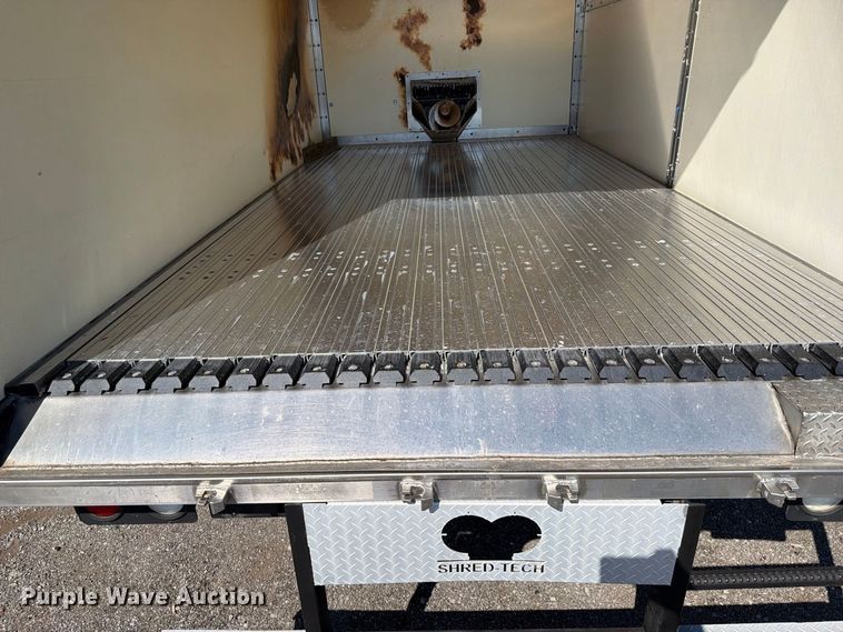 image for item FB5110 2012 Freightliner Business Class M2 box truck