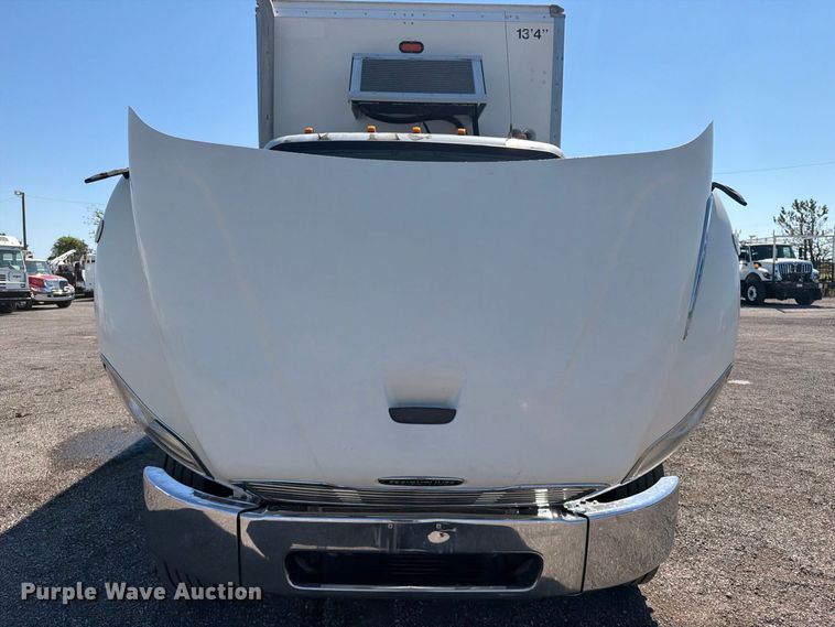 image for item FB5110 2012 Freightliner Business Class M2 box truck