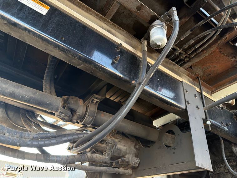 image for item FB5110 2012 Freightliner Business Class M2 box truck