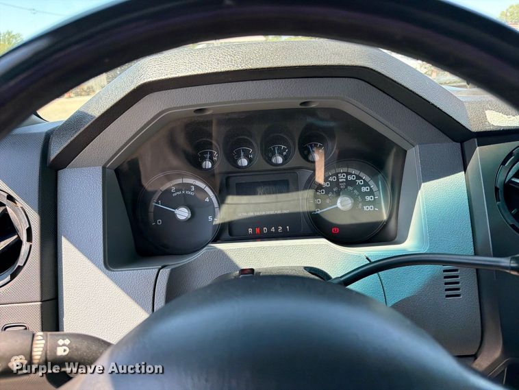 image for item FB5114 2012 Ford F650 Super Duty box truck