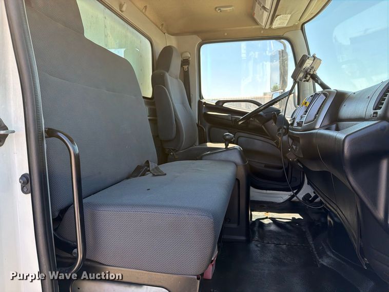 image for item FB5121 2011 Hino 338 box truck