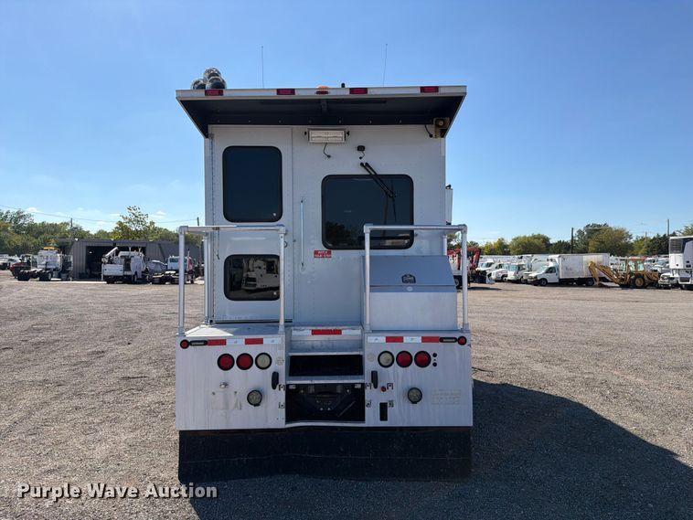 image for item FB5126 2013 Ford F750 Super Duty railroad inspection truck