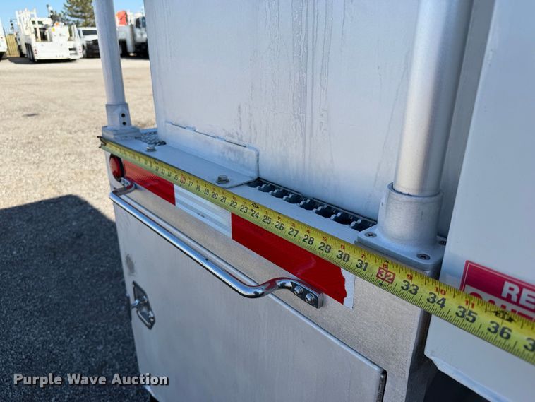 image for item FB5126 2013 Ford F750 Super Duty railroad inspection truck