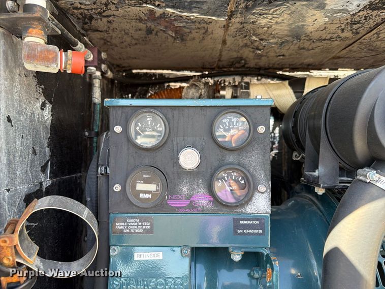 image for item FB5126 2013 Ford F750 Super Duty railroad inspection truck