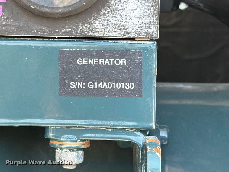 image for item FB5126 2013 Ford F750 Super Duty railroad inspection truck