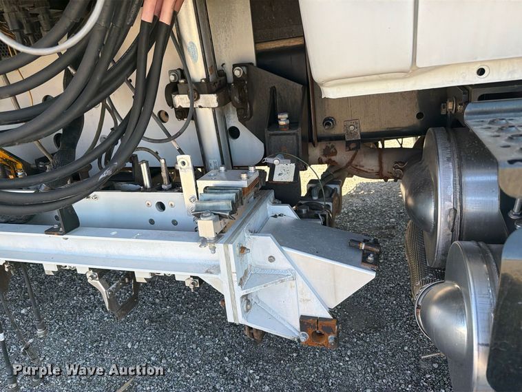 image for item FB5126 2013 Ford F750 Super Duty railroad inspection truck