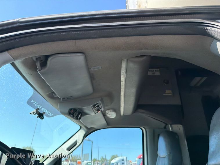 image for item FB5126 2013 Ford F750 Super Duty railroad inspection truck