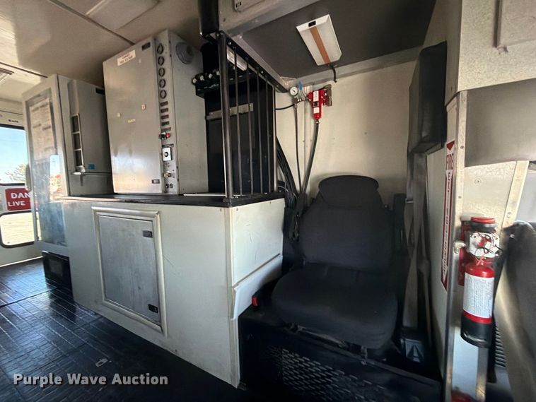 image for item FB5126 2013 Ford F750 Super Duty railroad inspection truck