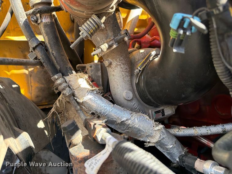 image for item FB5126 2013 Ford F750 Super Duty railroad inspection truck