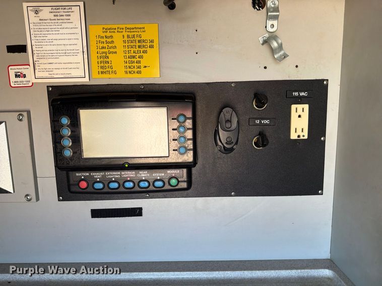 image for item FB5127 2006 International DuraStar 4300 ambulance