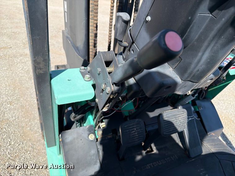 image for item FB5131 Mitsubishi FGC15K forklift