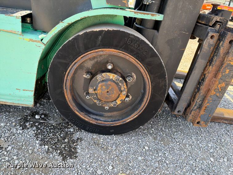 image for item FB5131 Mitsubishi FGC15K forklift