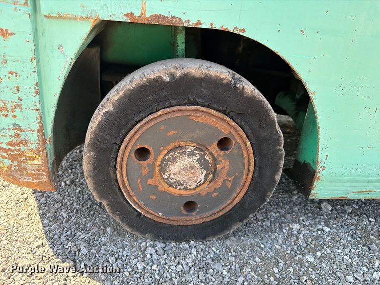 image for item FB5131 Mitsubishi FGC15K forklift