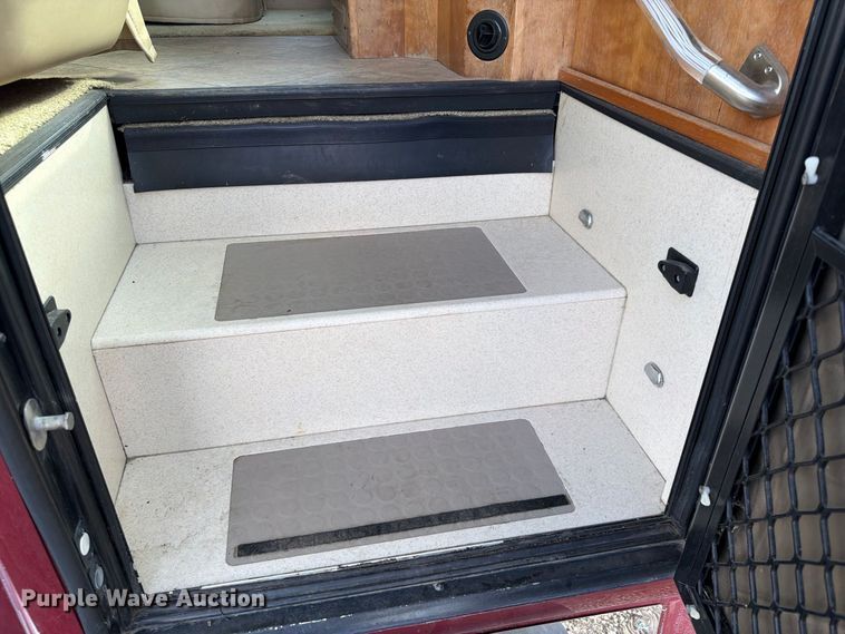 image for item FB5142 2006 Roadmaster MFG Co Patriot Thunder RV