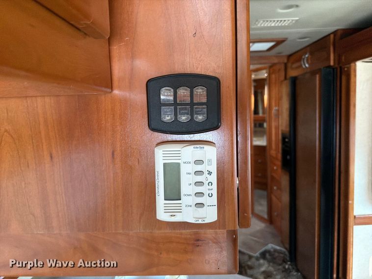 image for item FB5142 2006 Roadmaster MFG Co Patriot Thunder RV