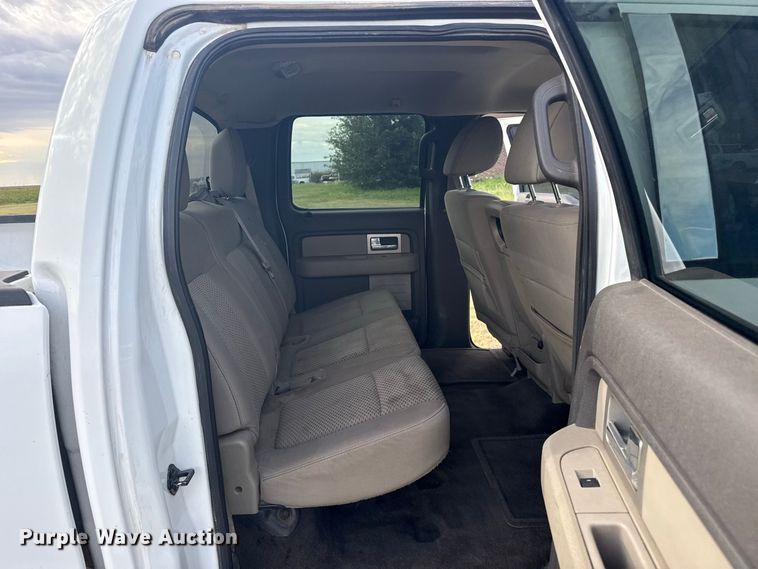 image for item FB6928 2010 Ford F150 Crew Cab pickup truck