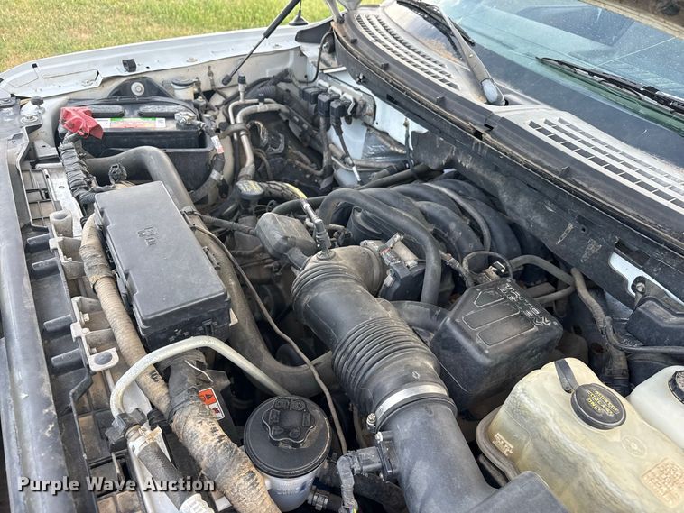 image for item FB6928 2010 Ford F150 Crew Cab pickup truck