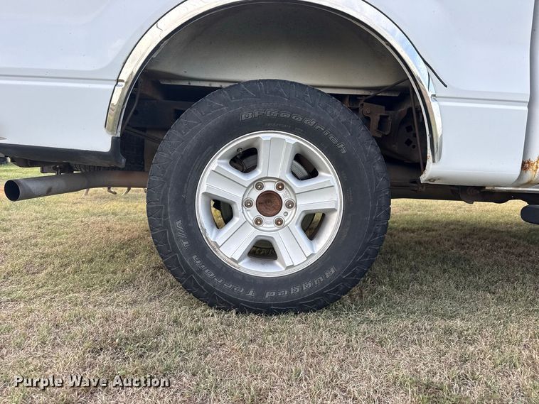 image for item FB6928 2010 Ford F150 Crew Cab pickup truck