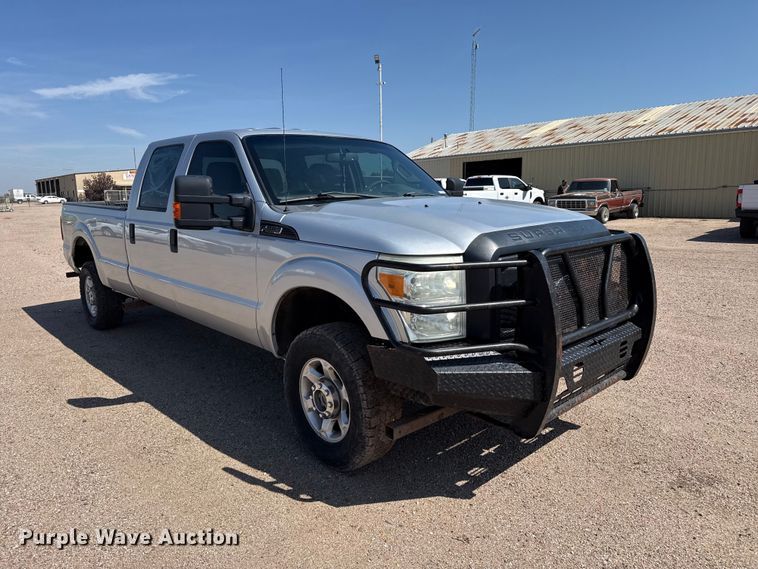 image for item FB6941 2015 Ford F350 Super Duty XL Crew Cab pickup truck